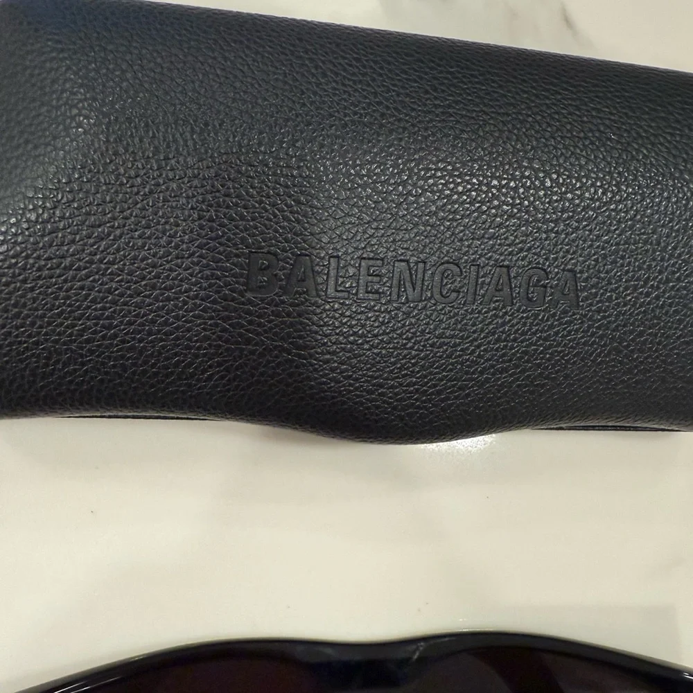 Balenciaga Black Designer Sunglasses - Picture 6 of 10